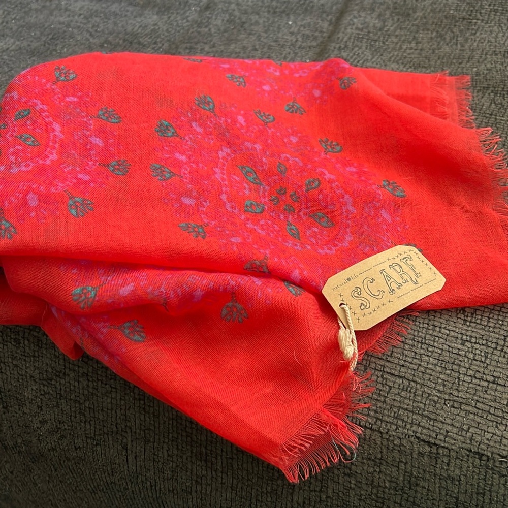 Natural Life scarf